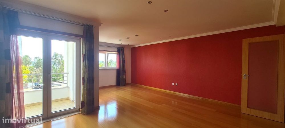 Apartamento T3 Telheiro, Leiria