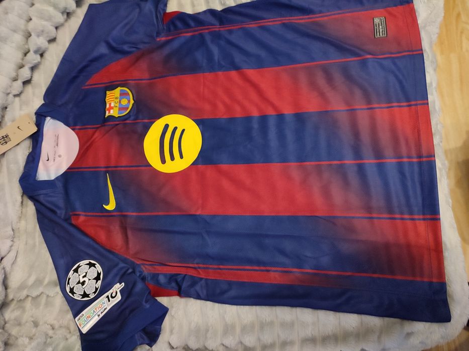 Koszulka piłkarska FC Barcelona Robert Lewandowski 9 rozmiar XXL