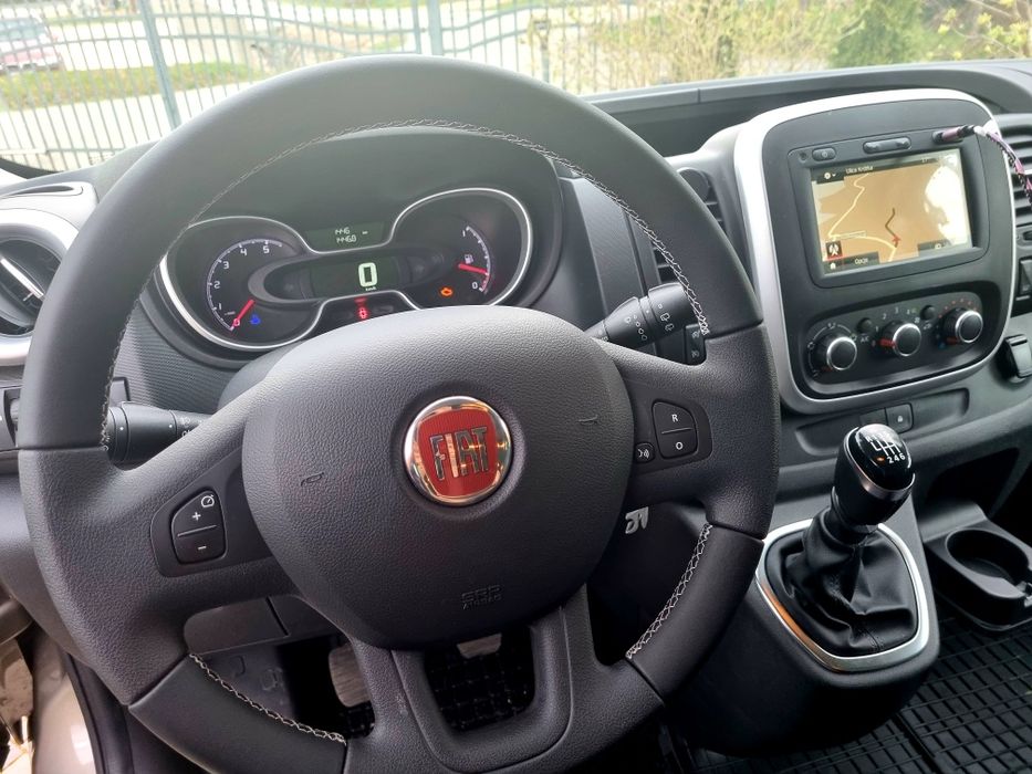 Wypożyczalnia wynajem bus 9osobowy