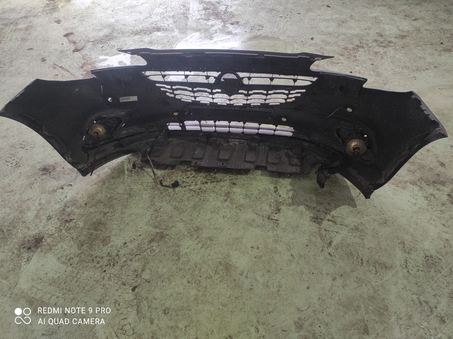 Zderzak corsa e. 2018r.