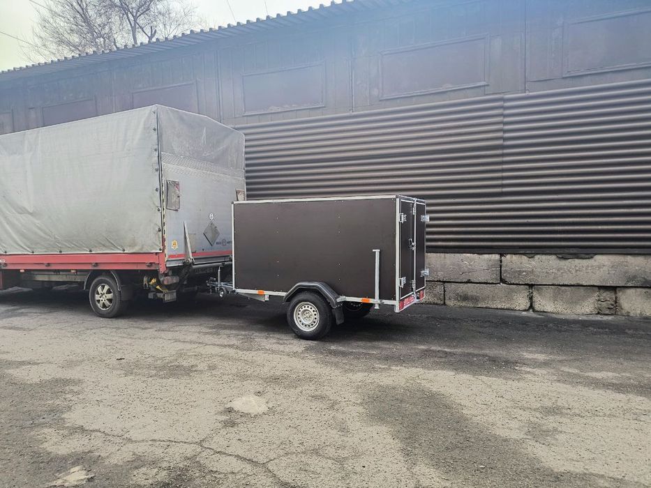 Фургон легковий.