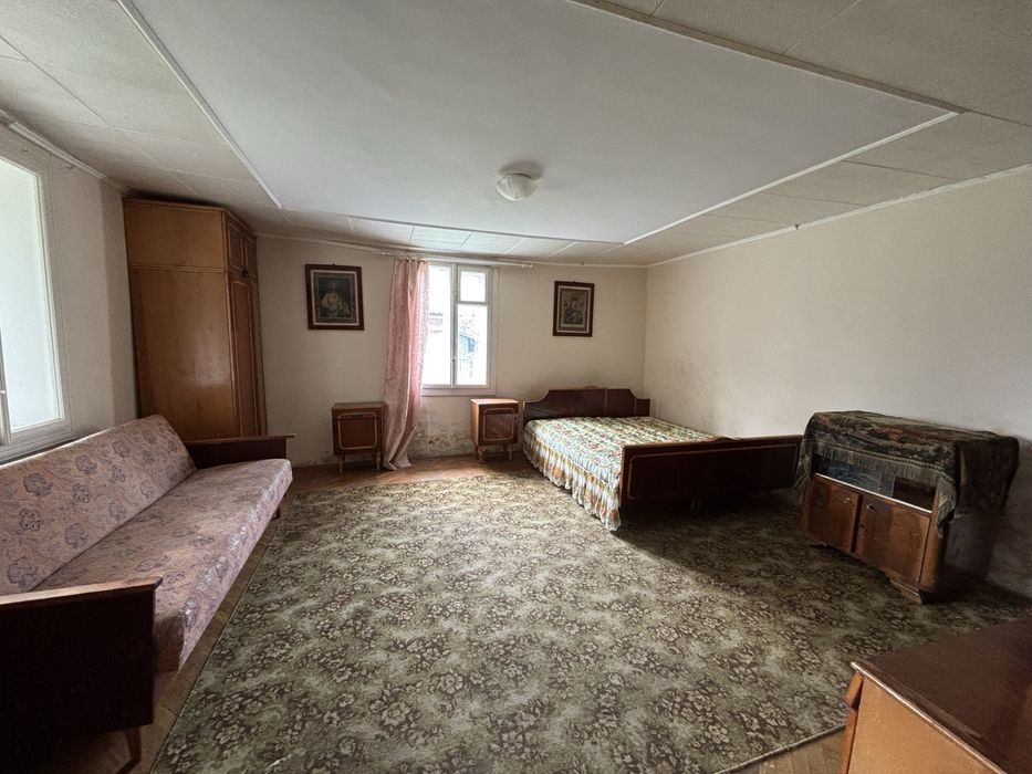 Продаж Будинок 63 м². Ділянка 13 сотих. Підпечери. Центр. Світло. Газ