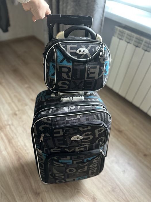 Продам добрячу у валізу