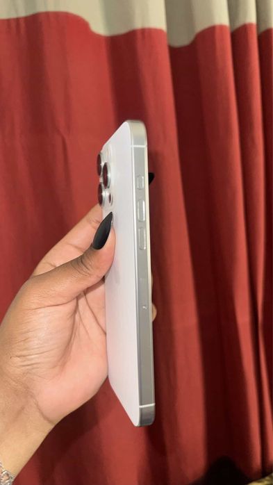 iPhone 16 Pro Max 512GB - Negociável