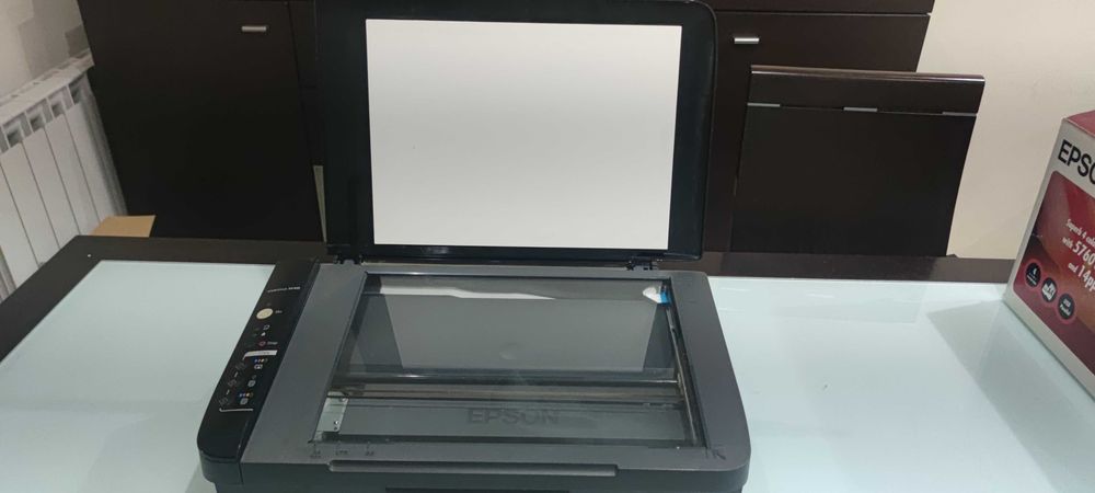 Impressora a Cores Multifunções Epson Stylus SX105