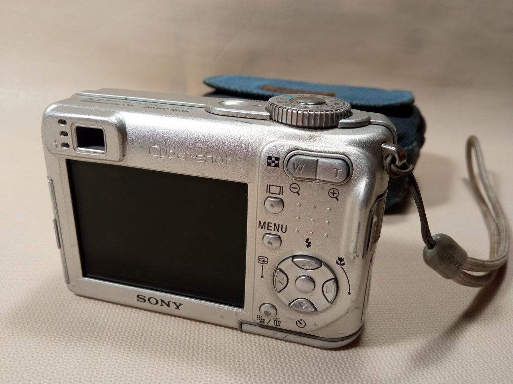 Sony Cyber-Shot DSC-W1 фотоаппарат цифровой: 485 грн. - Цифрові ...