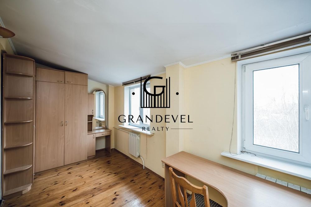 Будинок Ходосівка 185 м², 12 км Київ, сауна, баня, цоколь