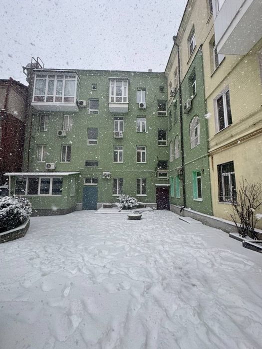 Продам 3к квартиру в центре