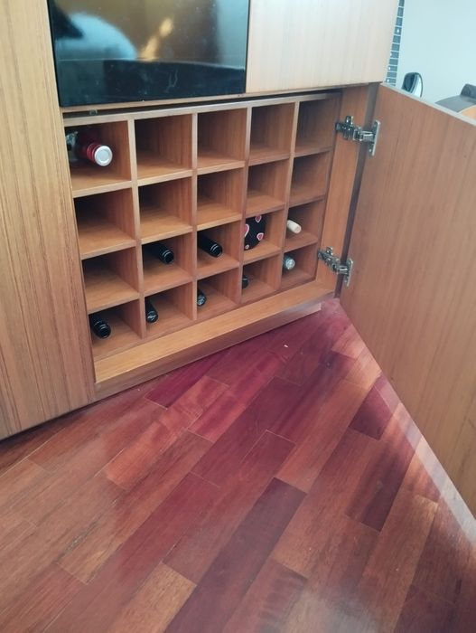 Móvel bar da marca Las Kasas