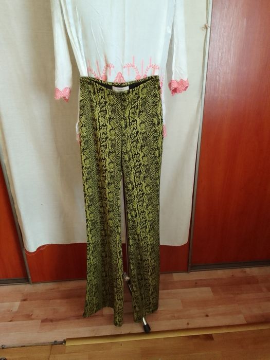 Spodnie damskie dzwony