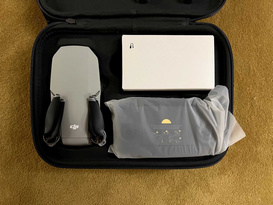 Квадрокоптер DJI Mavic Mini Fly More Combo