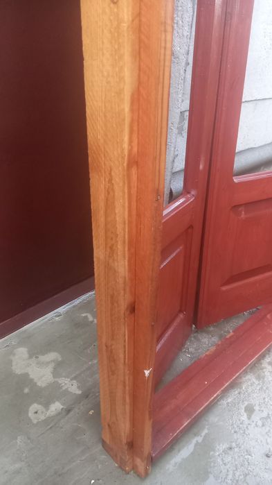Продам  двери  межкомнатные
