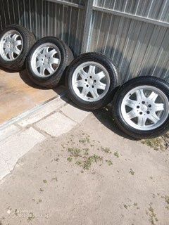 Alufelgi '16 do mercedesa z oponami