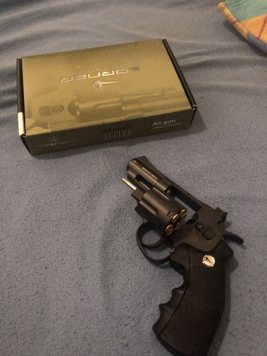 Revolver a C02 nova na caixa (full metal)