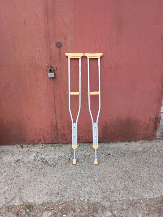 Костили алюминиевие.