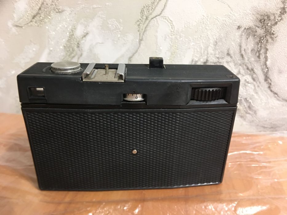 Продам б/у плёночный простой фотоаппарат ЛОМО Смена 8М