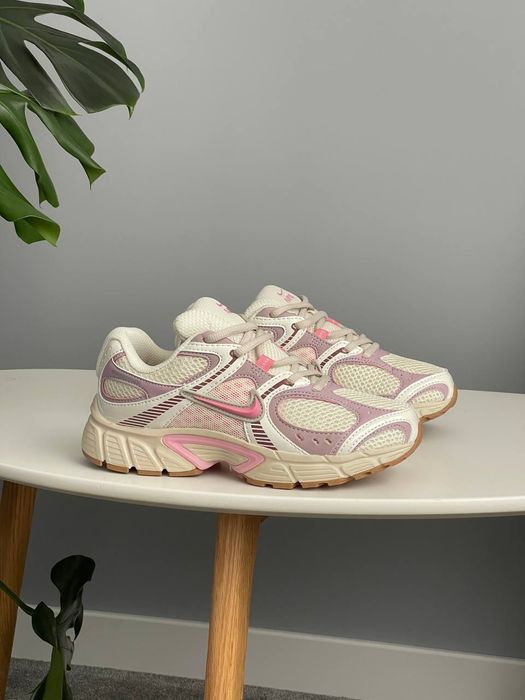Кросівки Кроссовки Nike V5 RNR Beige Pink Кросовки повсякденні
