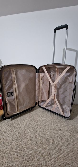 Walizka wittchen średnia polikarbon poliwęglan PC czarna bagaż rejestr