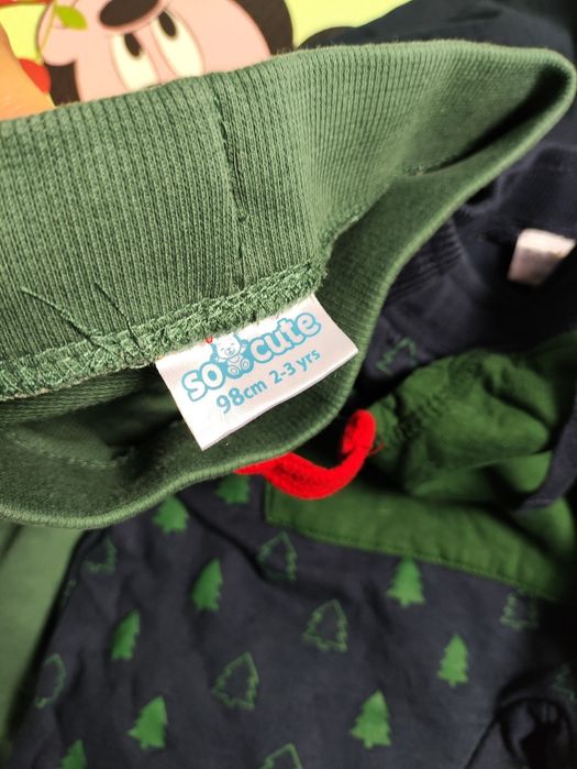 Zestaw świąteczny 98 2bluzy nowe 2spodnie