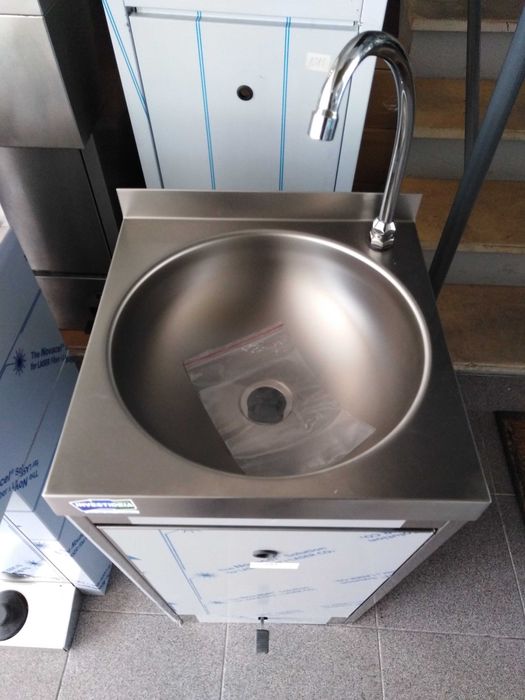 Pio lava mão em Inox c/pedal de 2 aguas