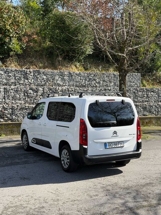 Citroën Berlingo XL 1.5 BlueHDi 131cv 2020 - 5 Lugares - Full Extras