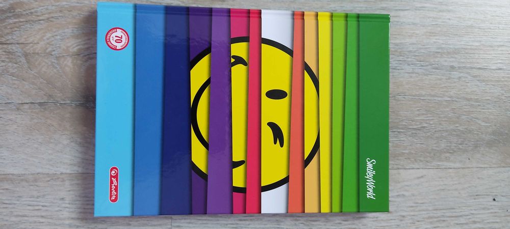 Zeszyt A5 96 kartek twarda oprawa