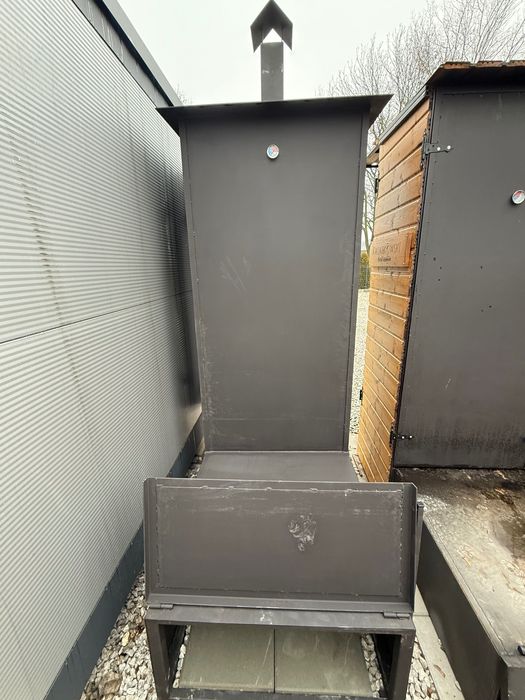 SPRZEDAM nową solidną wędzarnię