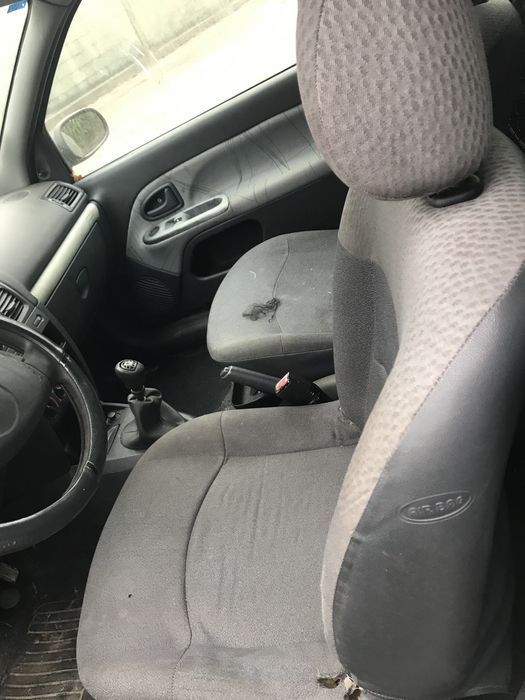 Renault Clio 1.5DCI Ano 2003