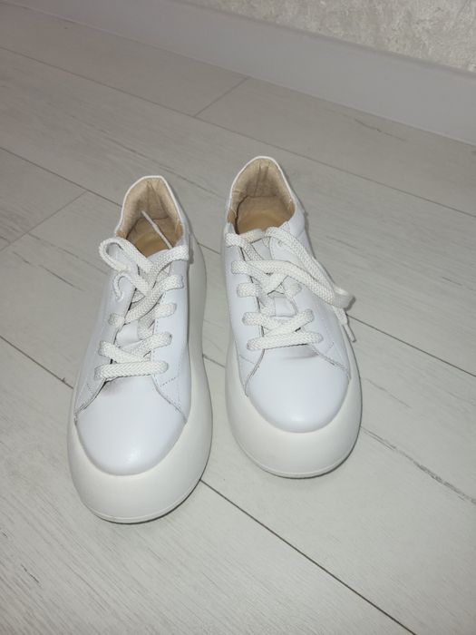 Кросівки натуральна шкіра