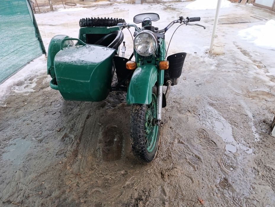 Колінвал Урал кришки мотора інше