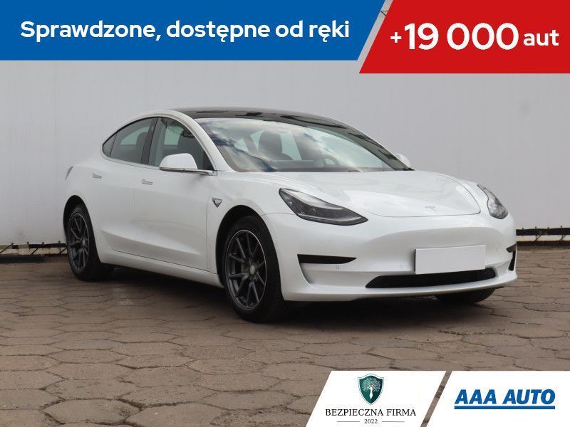 Tesla Model 3 Std Range Plus 52kWh, SoH 86%, Automat, Skóra, Navi, Klimatronic,