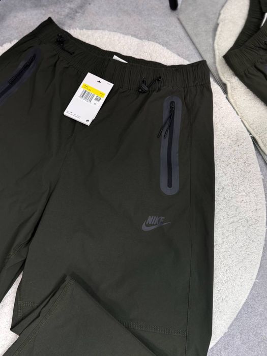 Штани Nike Tech Nelon