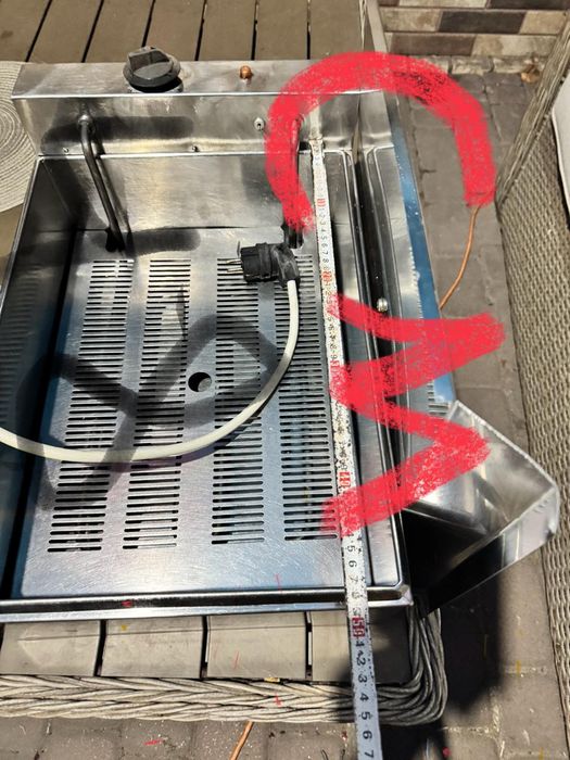 Продам  чебуречниця