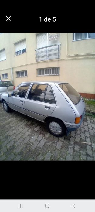 Peugeot 205