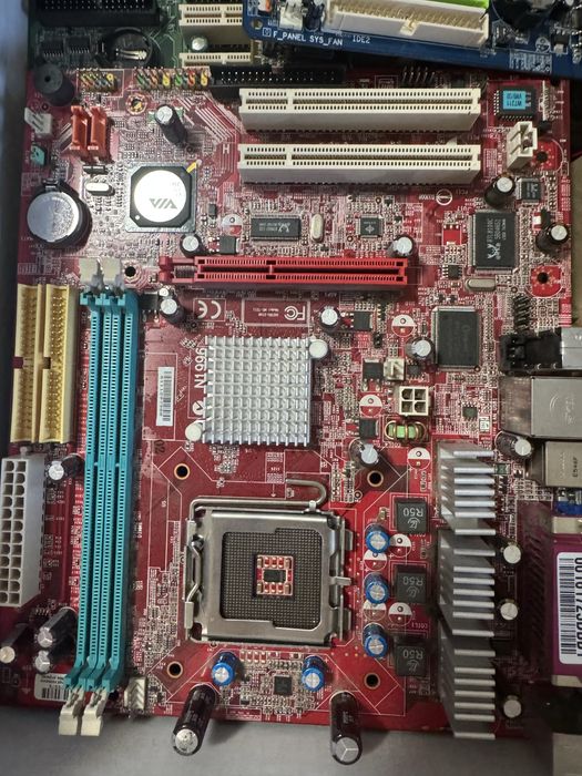 Zestaw części komputerowych