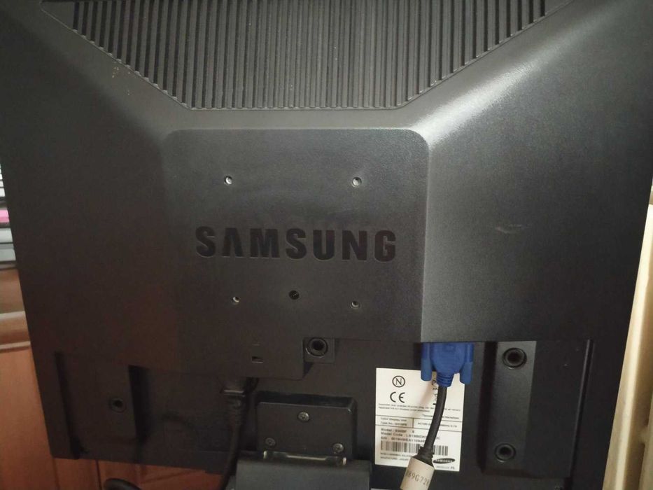 Монітор Samsung SyncMaster 930BF