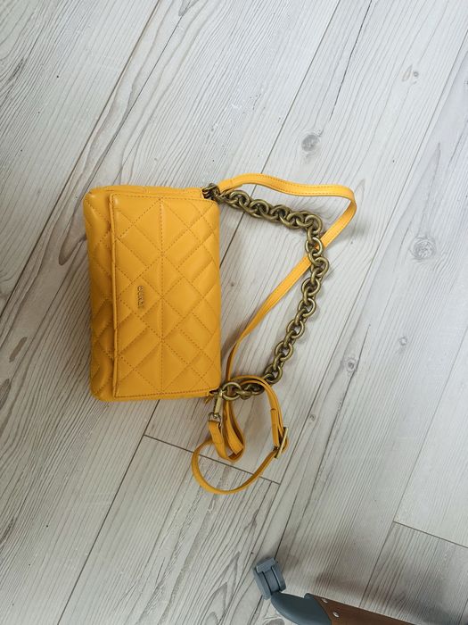 Quazi torebka pikowana pomarańczowa zloty łańcuszek