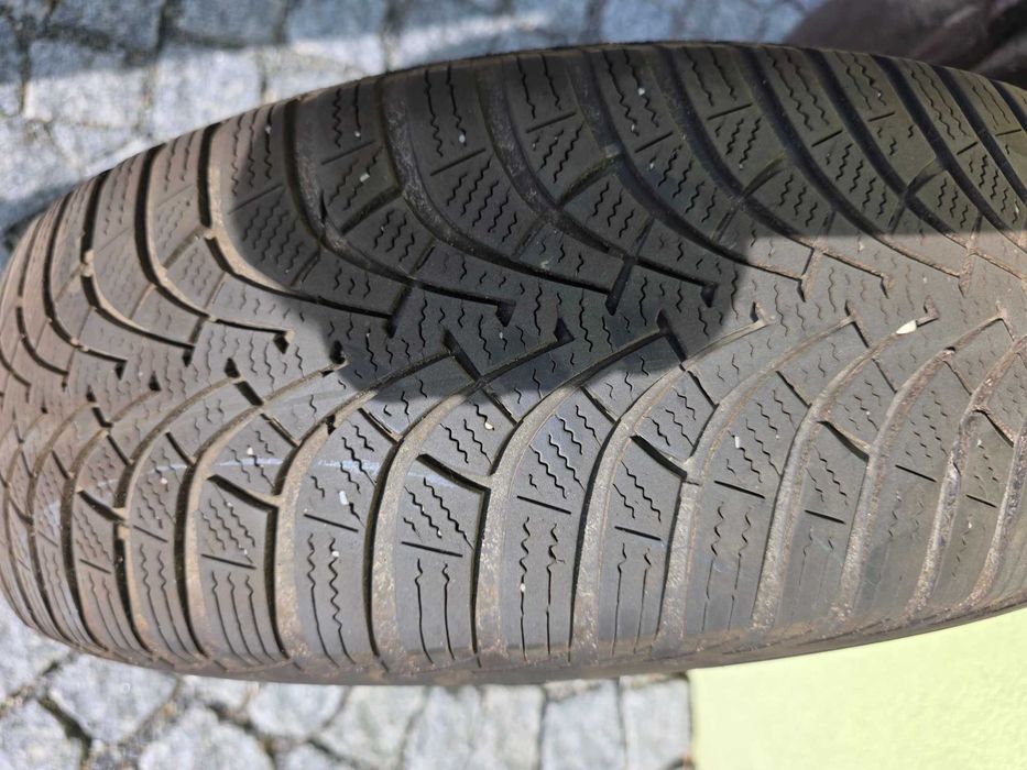 Opony zimowe 195/65 R15 używane Goodyear oraz Eurorepar