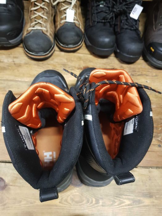 Buty robocze HELLY HANSEN rozm 43 wkł 28,5 cm S3