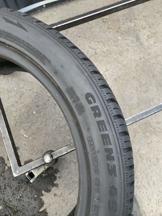 Шини 225/45 R19 Atlas всесезонн 2022 рік 7,5 мм