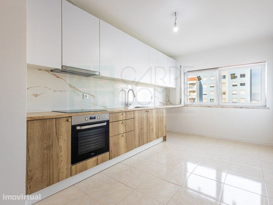 Apartamento T3 Totalmente remodelado - São Domingos, Santarém — União de Freguesias da cidade de Santarém, Santarém