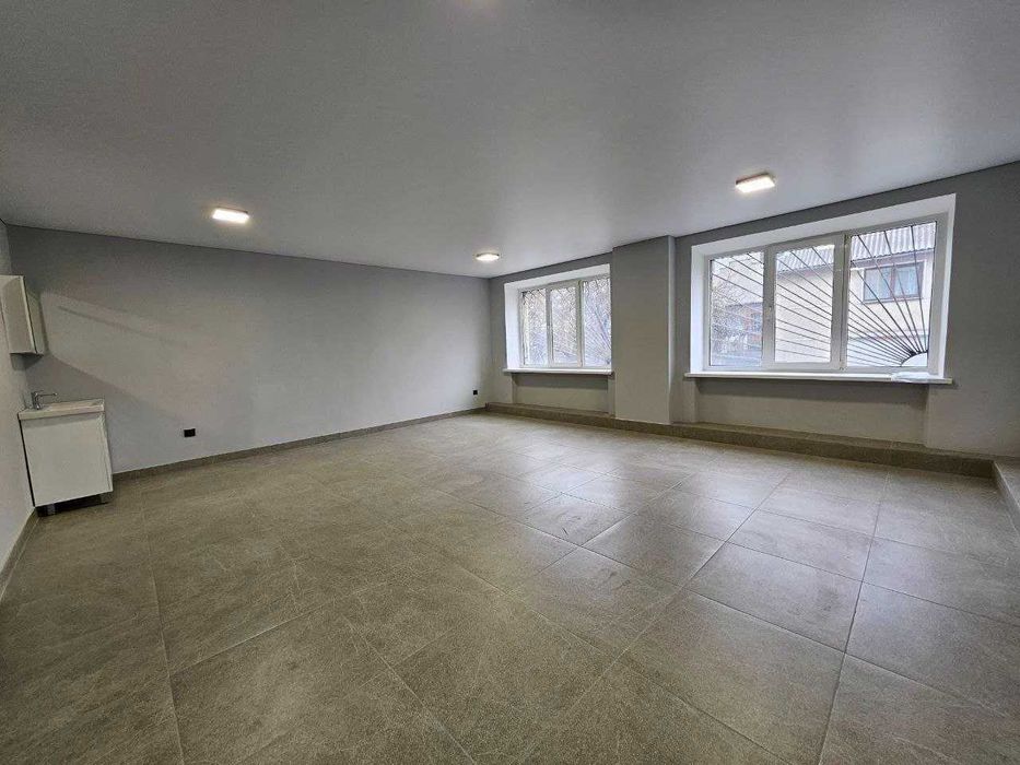 Оренда комерційного приміщення вул. Павла Тичини 8а