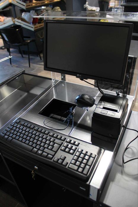 Ларі/бонети морозильні, вітрини холод, стелажі, каси, гачки, ПОС