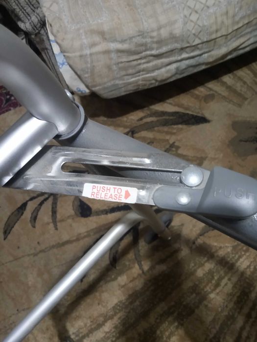 Ходунки інвалідні