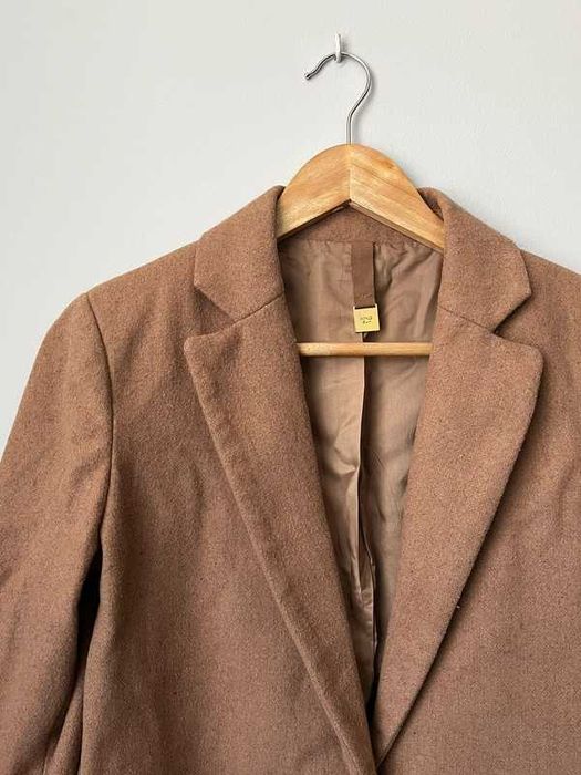 Beżowy płaszcz Mango 52% wełna 34 XS jesienny na jesień wełniany