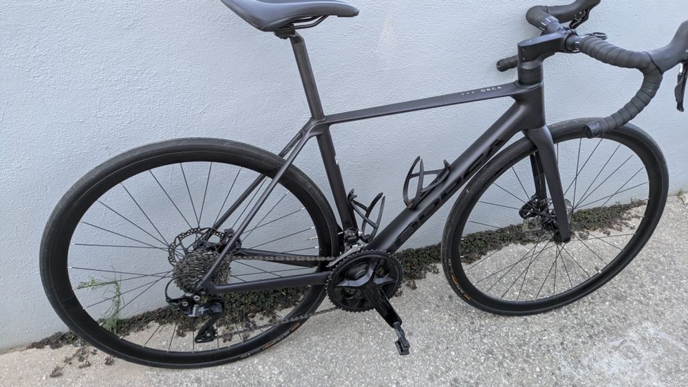 Orbea Orca M30 (49)  12v + Assioma Uno