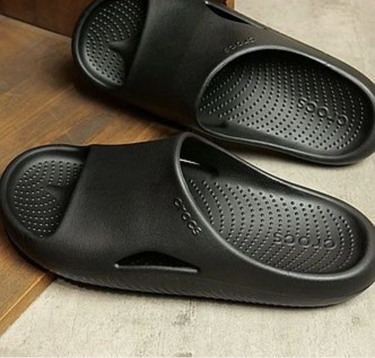 Тапочки Crocs Mellow Slide Black