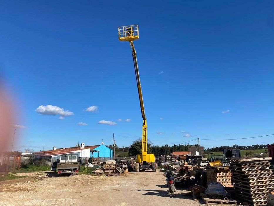 Plataforma Elevatória 20m