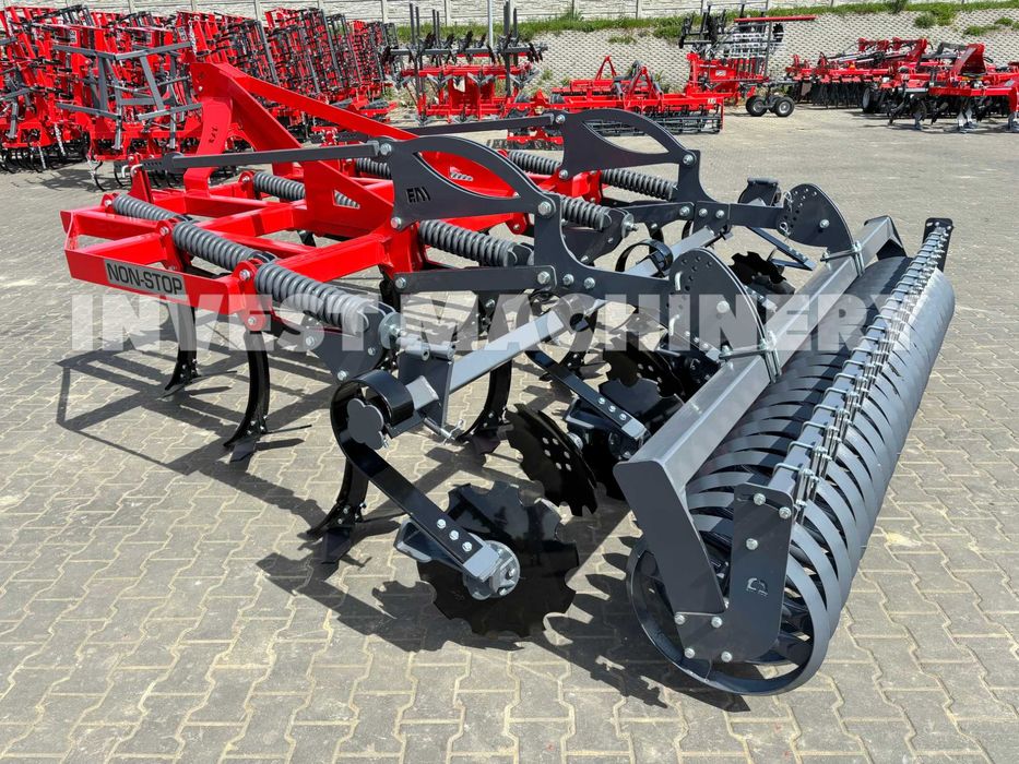 agregat bezorkowy/BEZORKOWIEC *agregat podorywkowy/ścierniskowy/gruber