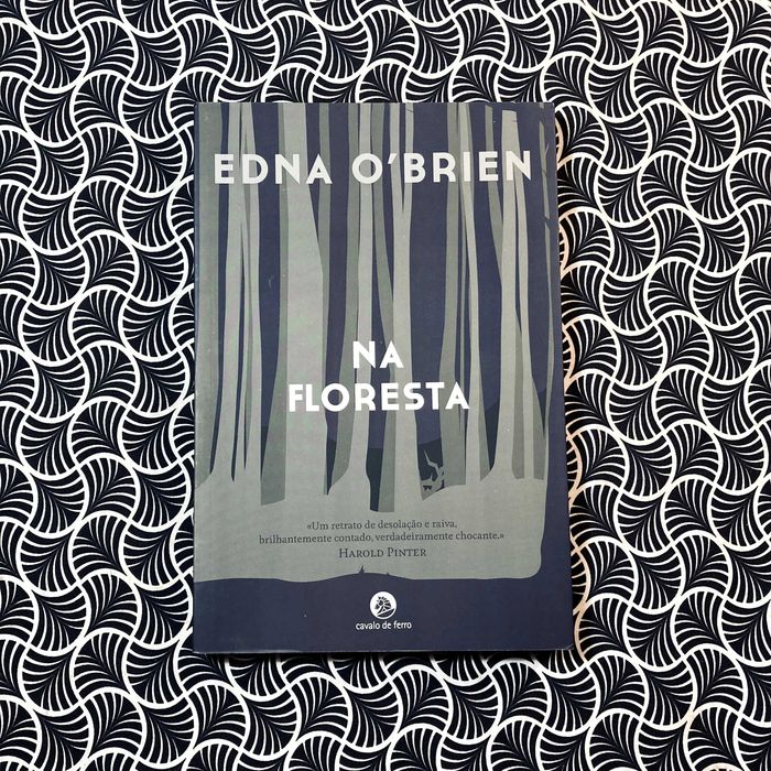 Na Floresta - Edna O'Brien
